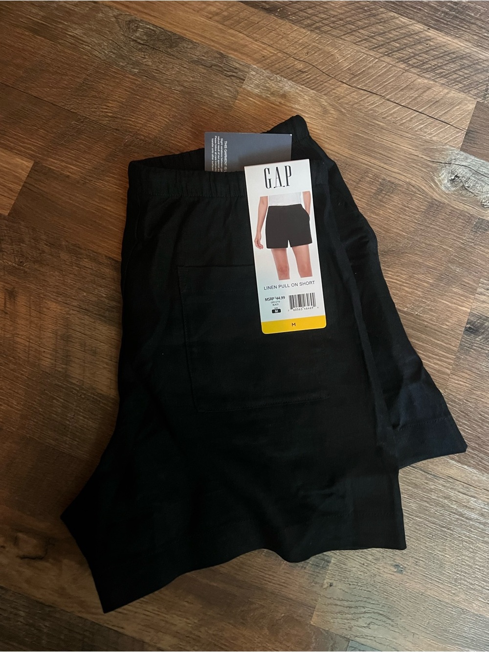 GAP Women’s Black Linen Shorts